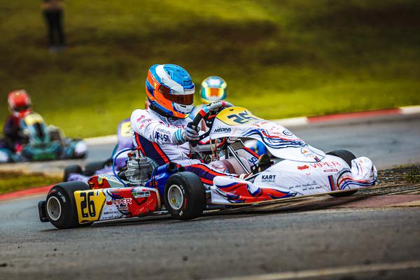 Pedro Lins enfrenta problemas na 2ª etapa da Copa São Paulo Light de Kart e fica fora da zona de pontuação