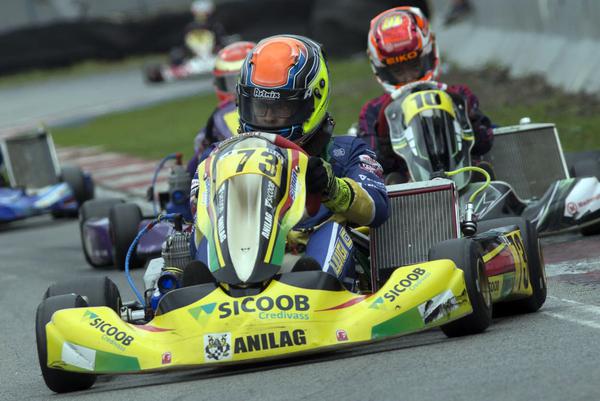 Luigi Di Lazzaro soma pontos importantes na 2ª etapa da Copa São Paulo Light de Kart