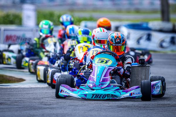 Theo Salomão é bicampeão da Copa Brasil de Kart