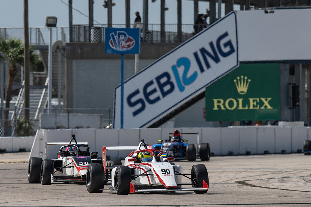 Erick Schotten encerra preparação para sua estreia na USF Juniors nos Estados Unidos