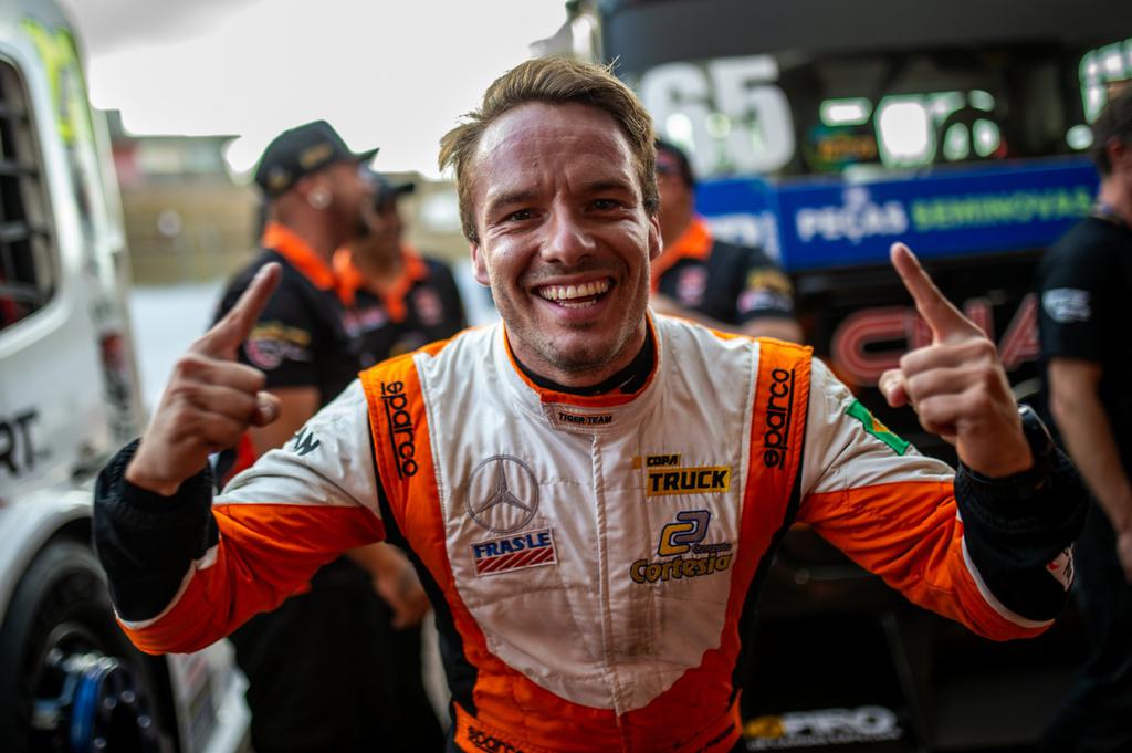Victor Franzoni e Bia Figueiredo são os pole positions da Copa Truck em Cascavel