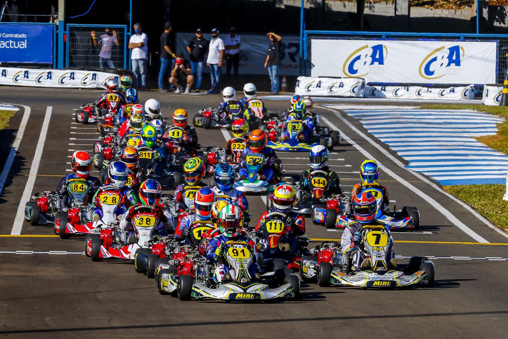 Campeonato Paranaense de Kart abre inscrições antecipadas e com desconto