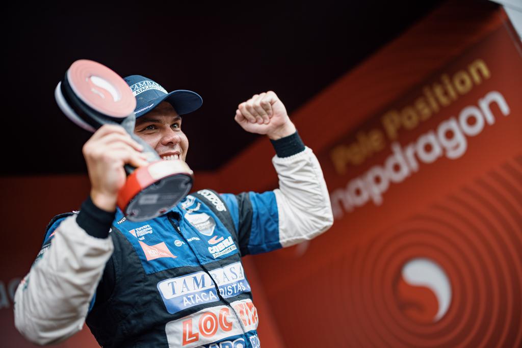 Chuva embaralha favoritos, e Bruno Baptista é pole da Stock Car em Cascavel