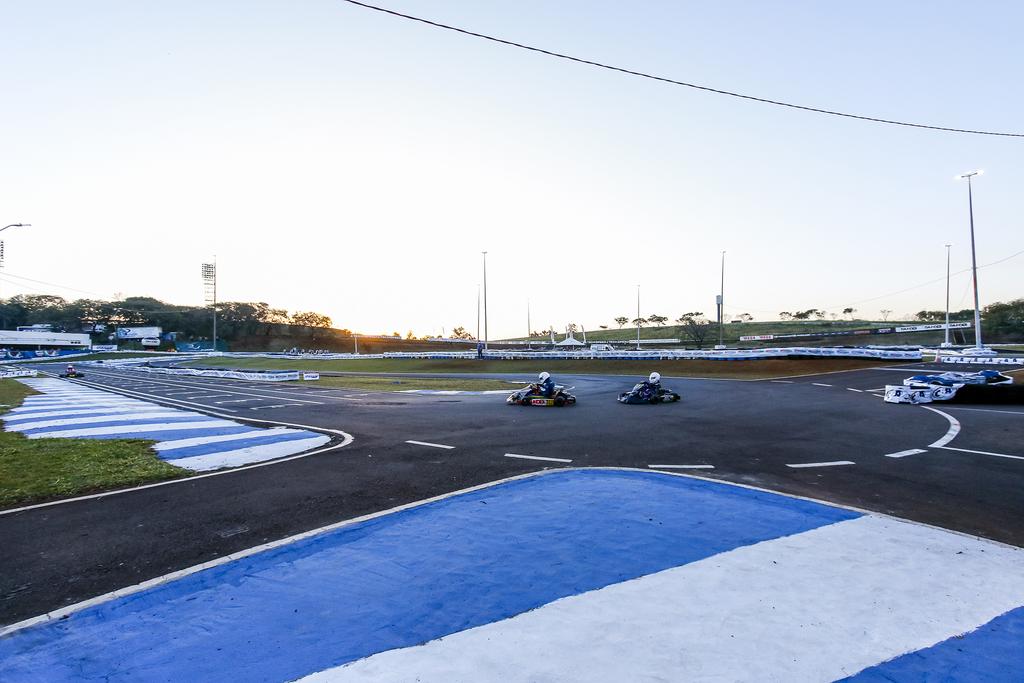 Paranaense Light de Kart começa nesta sexta-feira em Londrina