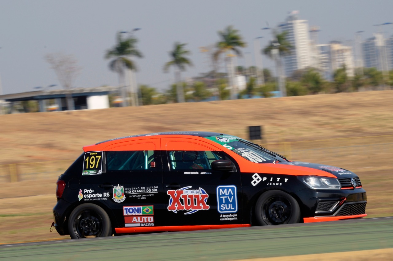Adriano Rabelo espera por resultado positivo no domingo em Cascavel