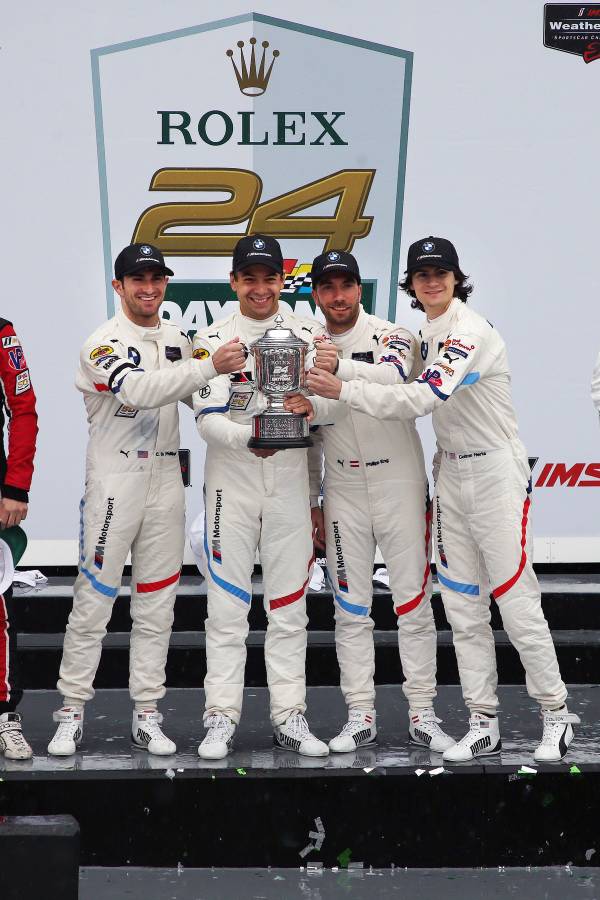 Paranaense Augusto Farfus é campeão da categoria GTLM nas 24 Horas de Daytona