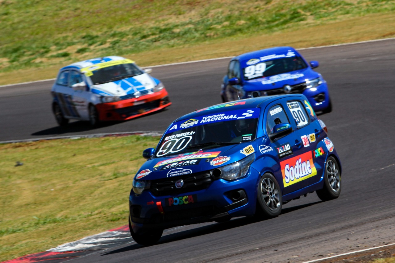 Cearense Beto Pontes vence na categoria Sênior no Turismo Nacional em Cascavel