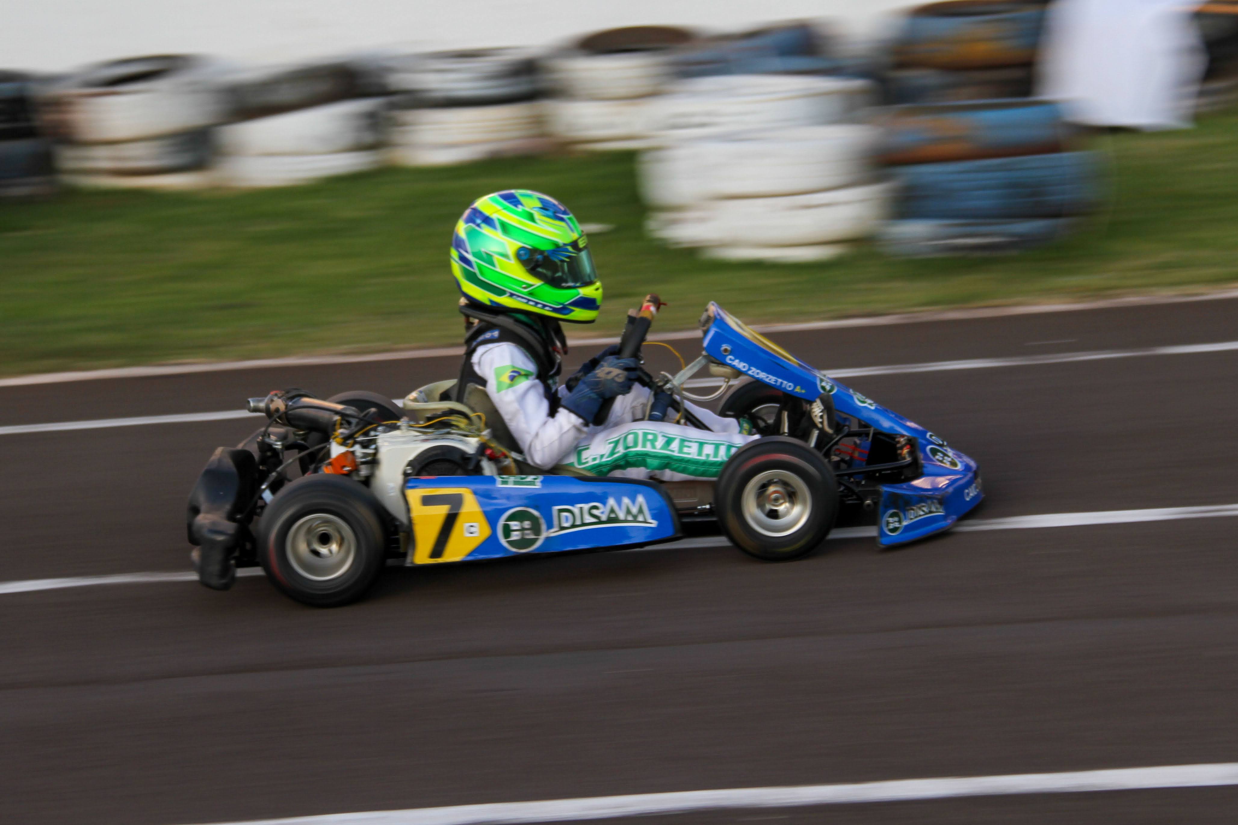 Zorzetto defender a liderança da Cadete no Paranaense de Kart