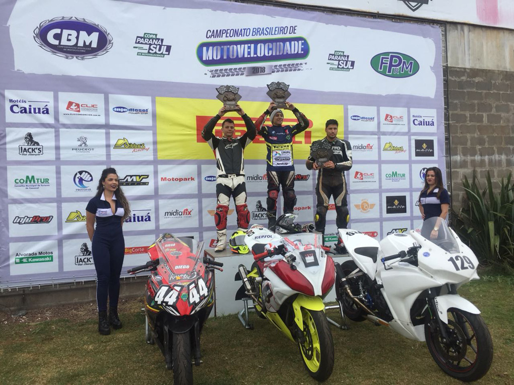 Brasileiro de Motovelocidade reúne 45 pilotos em Cascavel