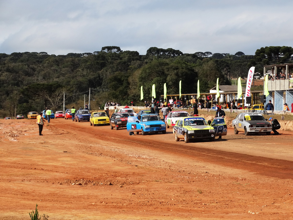 Velocidade na Terra tem mais um fim de semana com belas provas em São José dos Pinhais