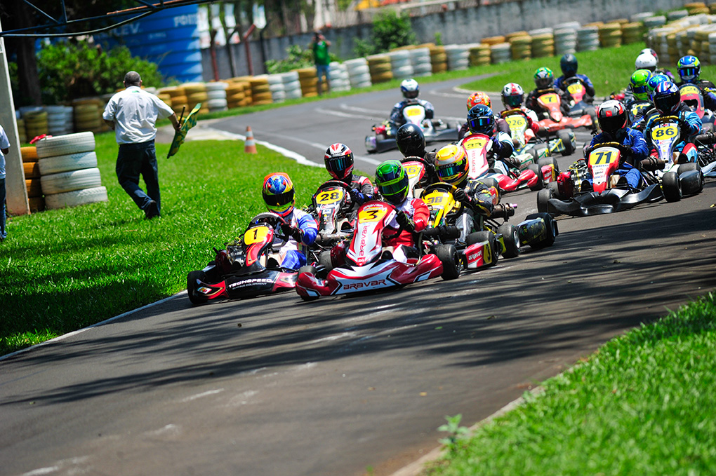 Foz do Iguaçu terá decisão da Copa Itaipu de Kart no sábado