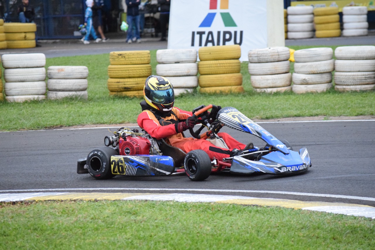 Foz do Iguaçu divulga programação da abertura do Paranaense de Kart