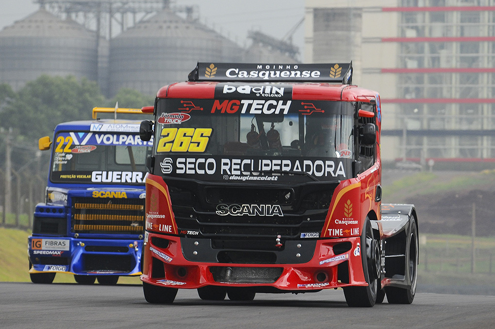 Fórmula Truck tem os gaúchos como os melhores da categoria F-Truck em Cascavel