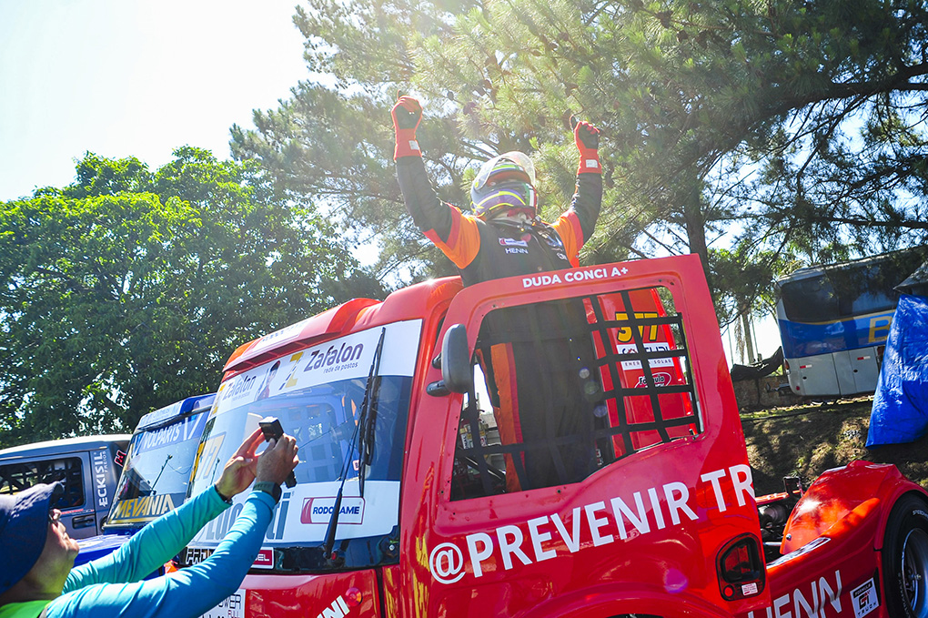 Duda Conci conquista a primeira vitória do ano na Fórmula Truck