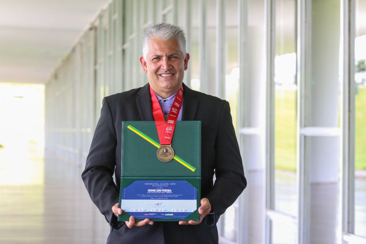 Professor de Cascavel é homenageado pela Câmara dos Deputados em Brasília