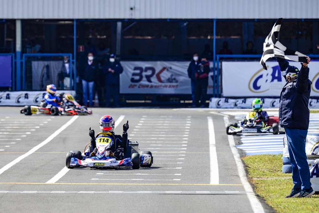 Três paranaenses sagram-se campeões na Copa Brasil de Kart em Londrina