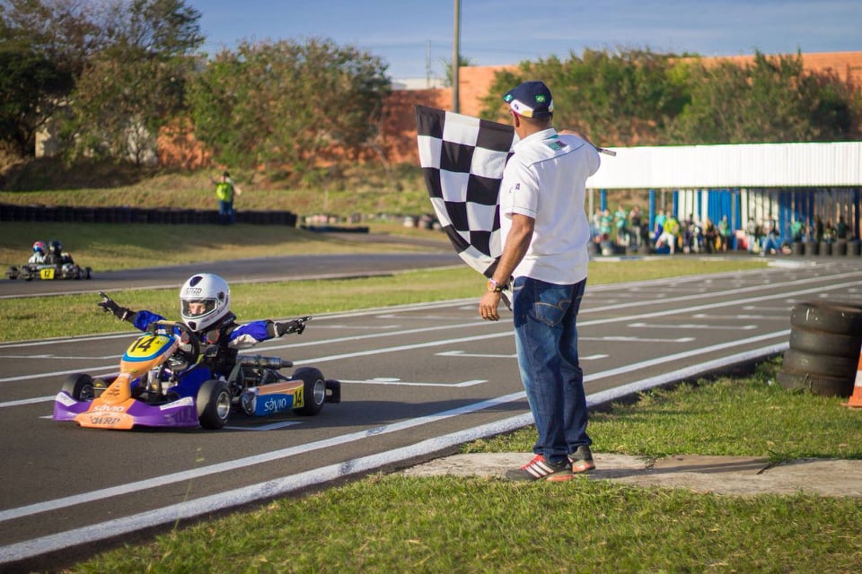 Paranaense Light de Kart tem uma super prova em Londrina
