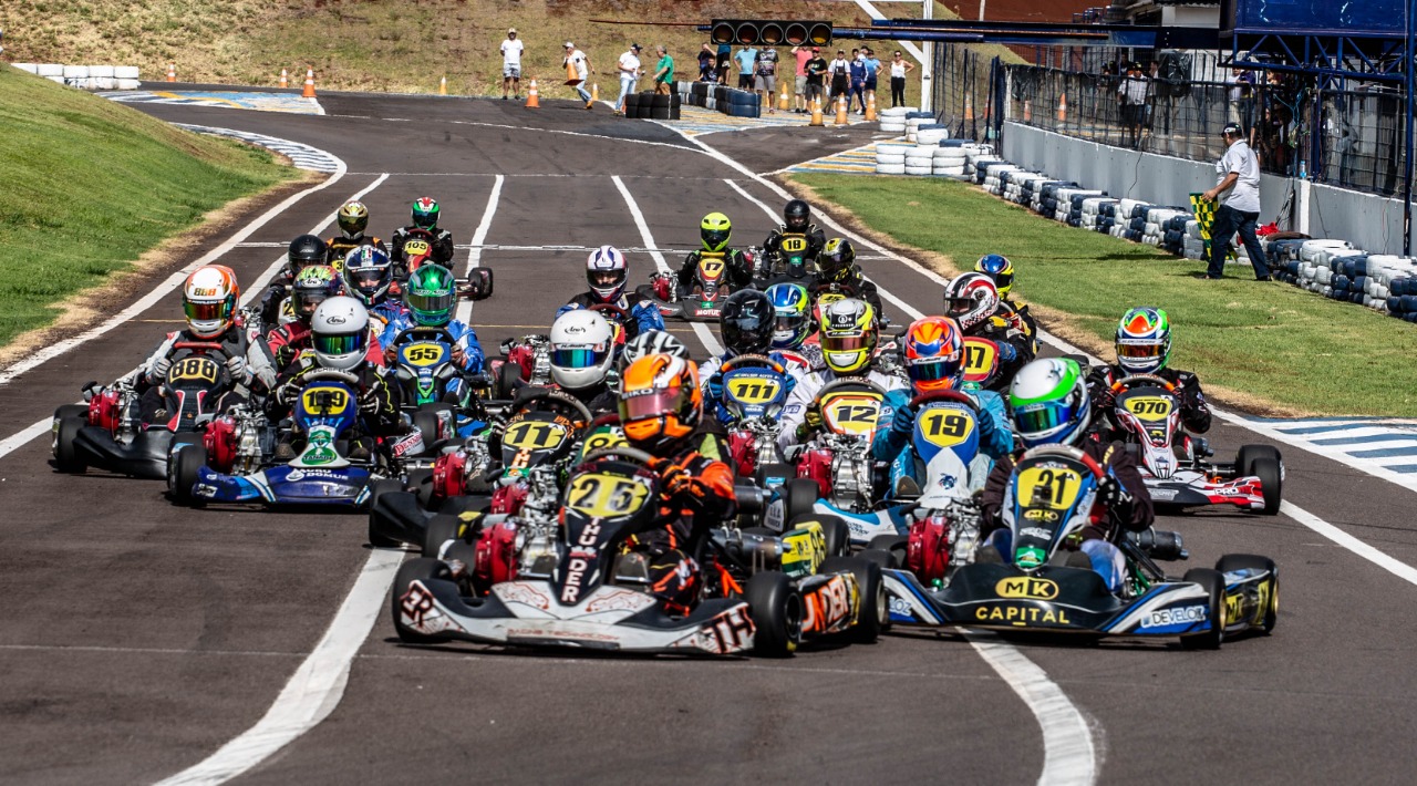 Metropolitano de Kart de Cascavel terá a penúltima etapa neste sábado