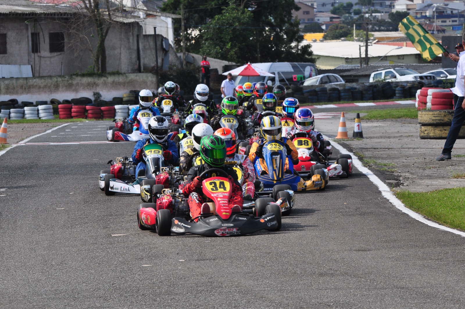 Kart Park tem fim de semana agitado com a 2ª etapa do Paranaense Rental