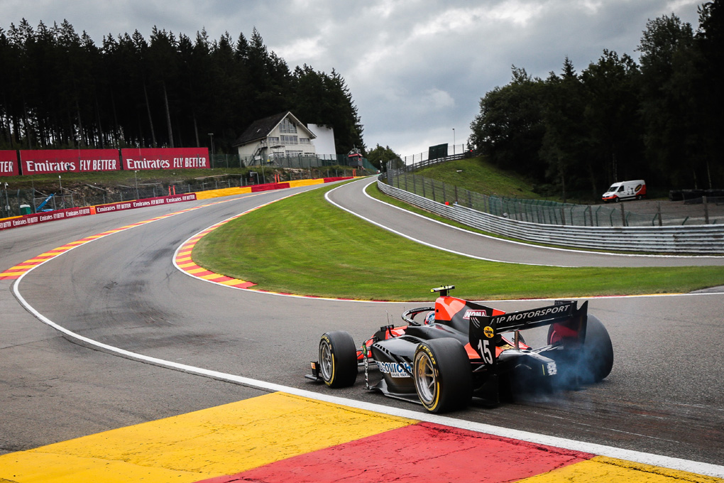 Drugovich larga na terceira fila do grid da Fórmula 2 na Bélgica