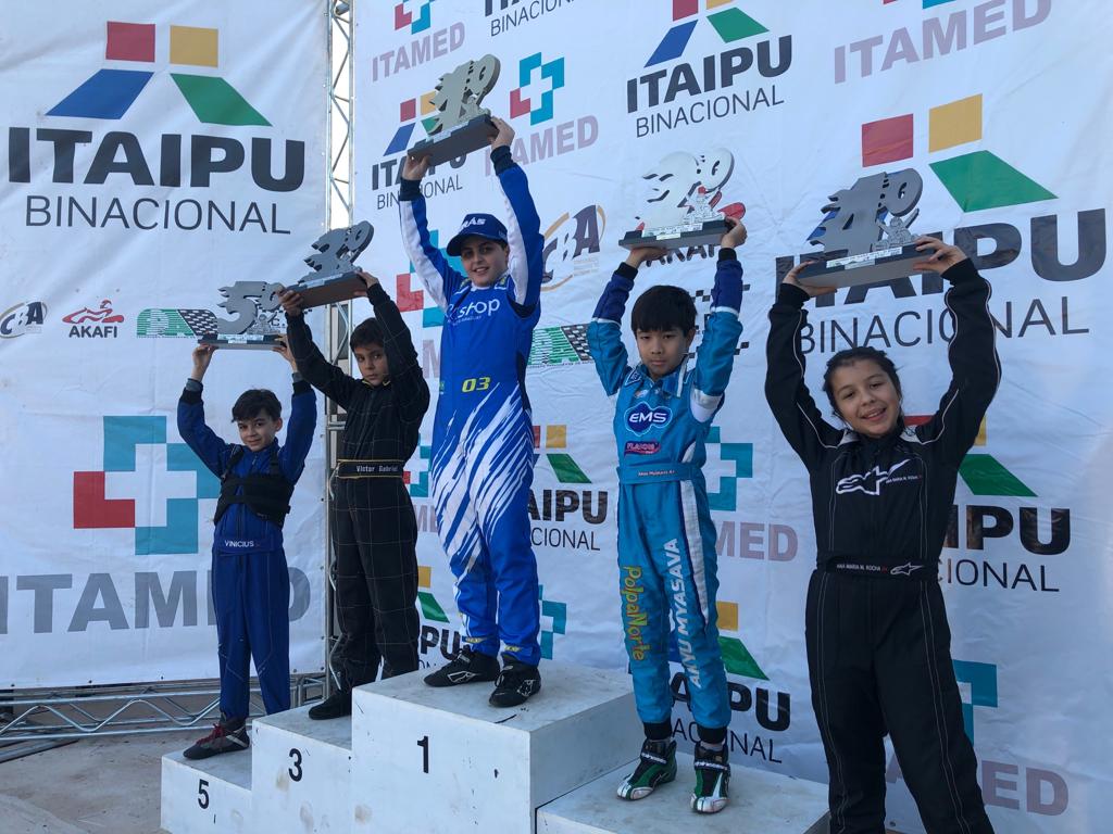 Vitória leva Firás Fahs à vice-liderança da Cadete no Citadino de Kart de Foz do Iguaçu