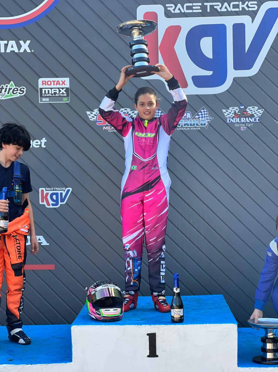 Giovana Marinoski conquista a primeira vitória da carreira