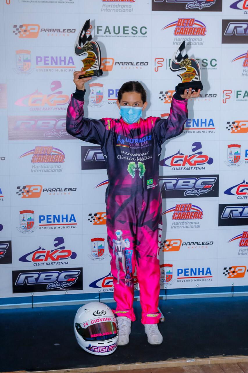 Giovana Marinoski vai ao pódio na abertura da Copa CK Penha
