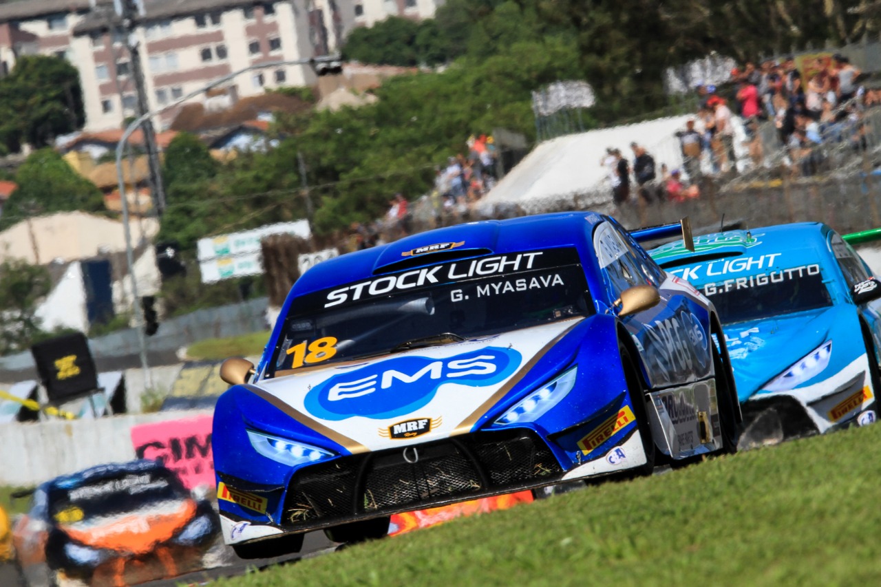 Gustavo Myasava pontua na rodada dupla da Stock Light em Londrina