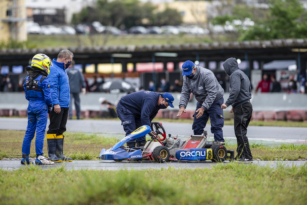 Pane elétrica atrapalha Ibiapina na Copa São Paulo Light de Kart