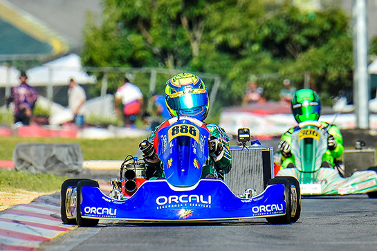 Ibiapina sobe no pódio ao lado de feras da KZ Shifter Graduados