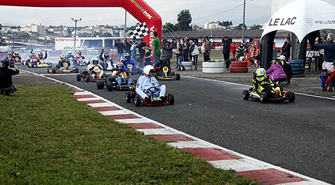 Kart Park tem fim de semana de nostalgia e disputas acirradas