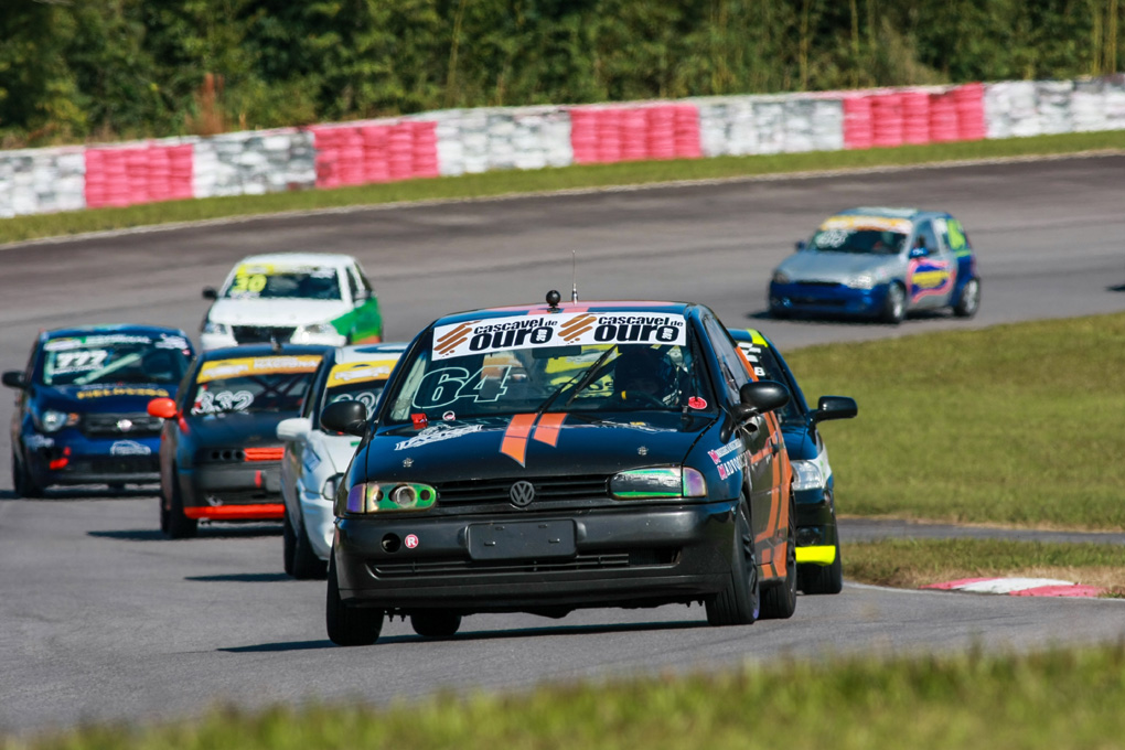 Lorenzo Massaro busca 1ª vitória no Metropolitano de Cascavel