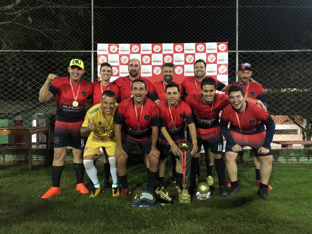 MJ Cars é campeão invicto no Comercial