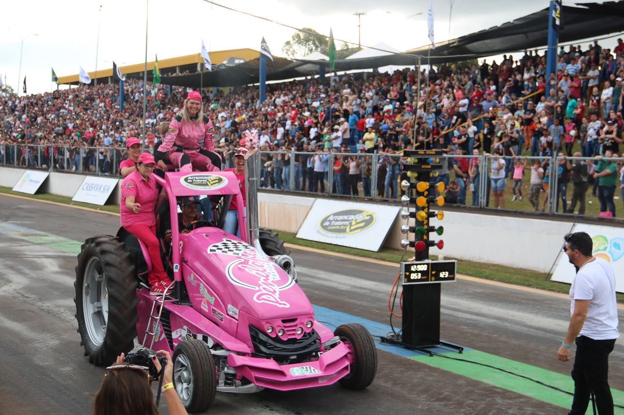 Arrancada de Tratores e kart agitarão automobilismo no Paraná