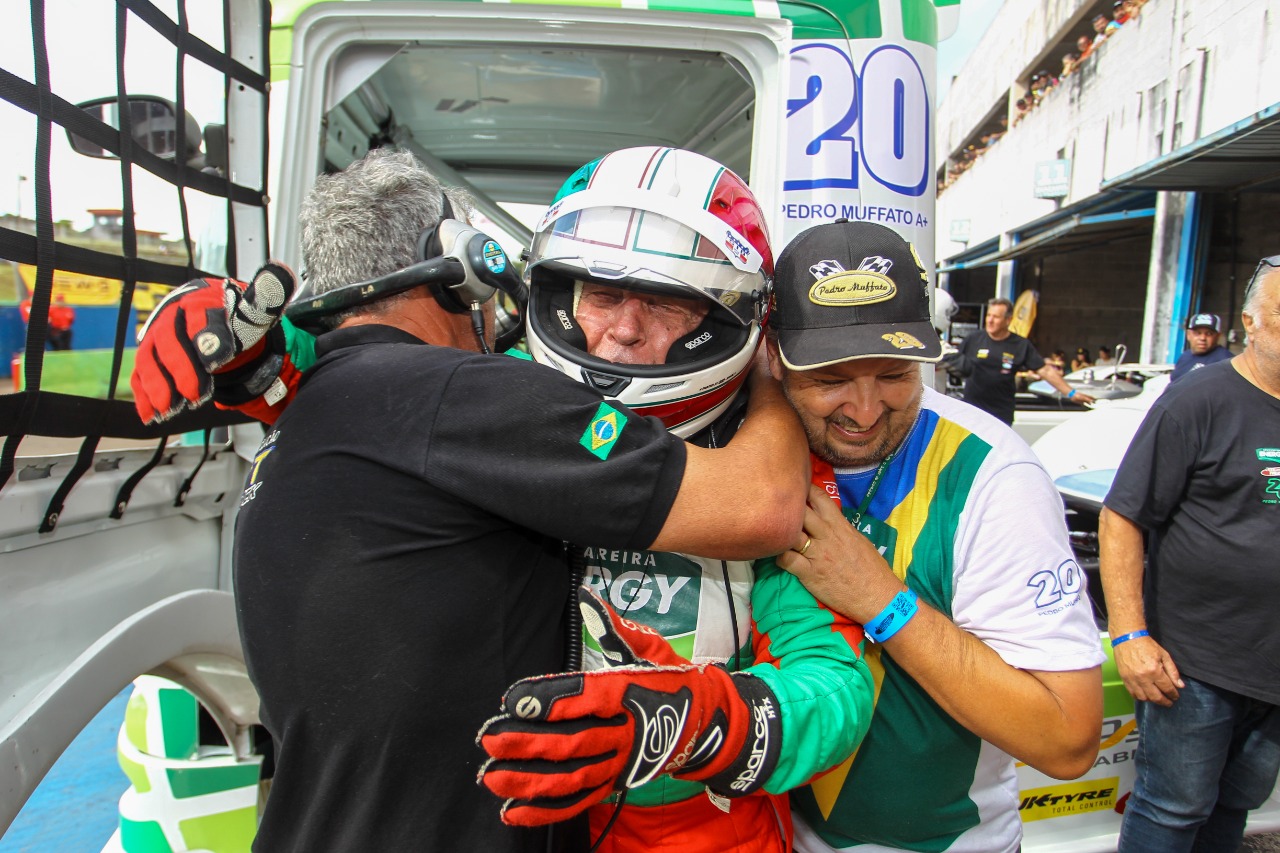 Fórmula Truck terá Muffato e Fleck na frente em Cascavel