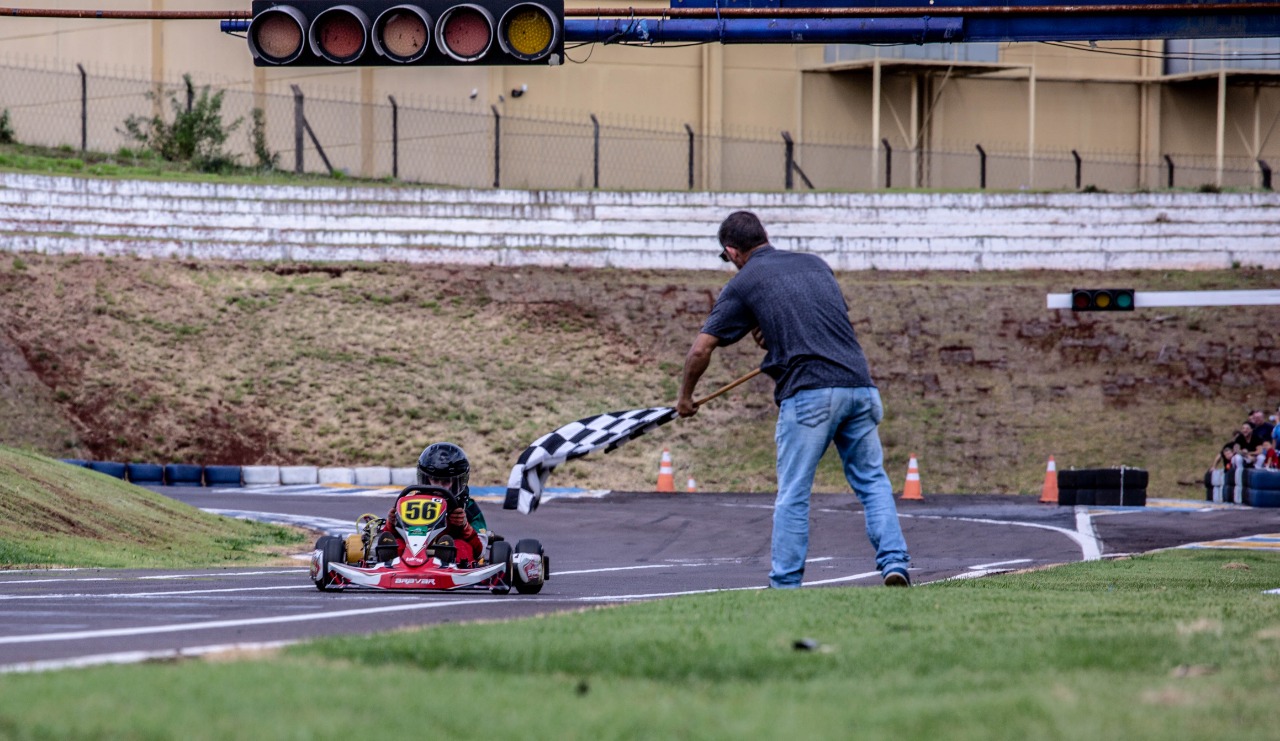 Metropolitano e Kart de Cascavel tem início com circuito invertido