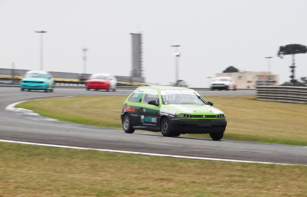 Equipe Lupatini conquista bons resultados em Cascavel