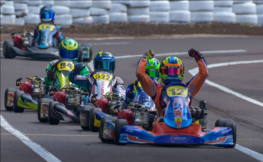Rafael Machado é campeão invicto do Sul-Brasileiro de Kart