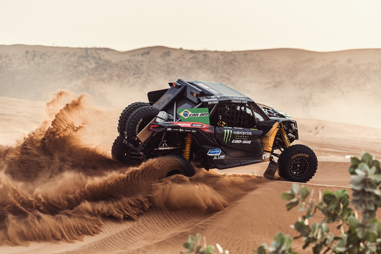 Brasileiros fazem o melhor tempo no prólogo do Rali Dakar na Arábia Saudita