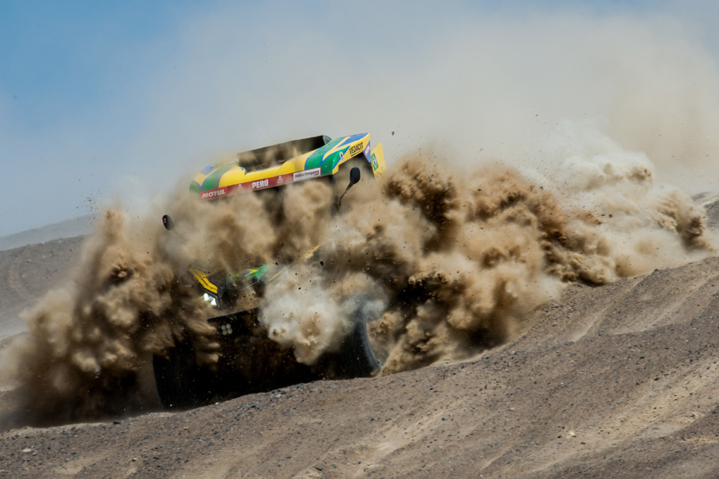 Brasileiros reassumem a liderança da categoria UTVs no Rali Dakar