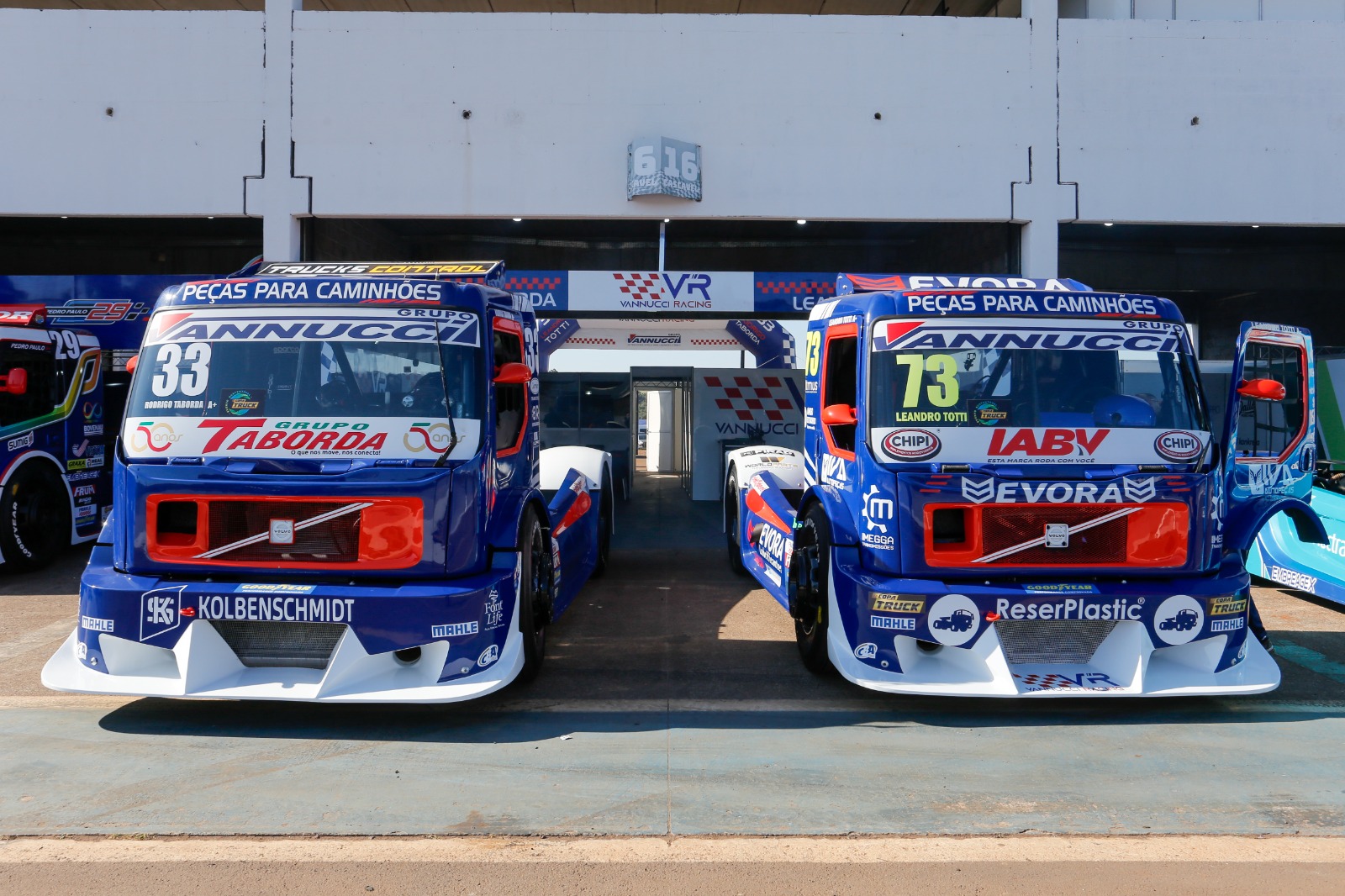 Equipe Vannucci Racing trabalha a todo vapor durante as “férias” da Copa Truck