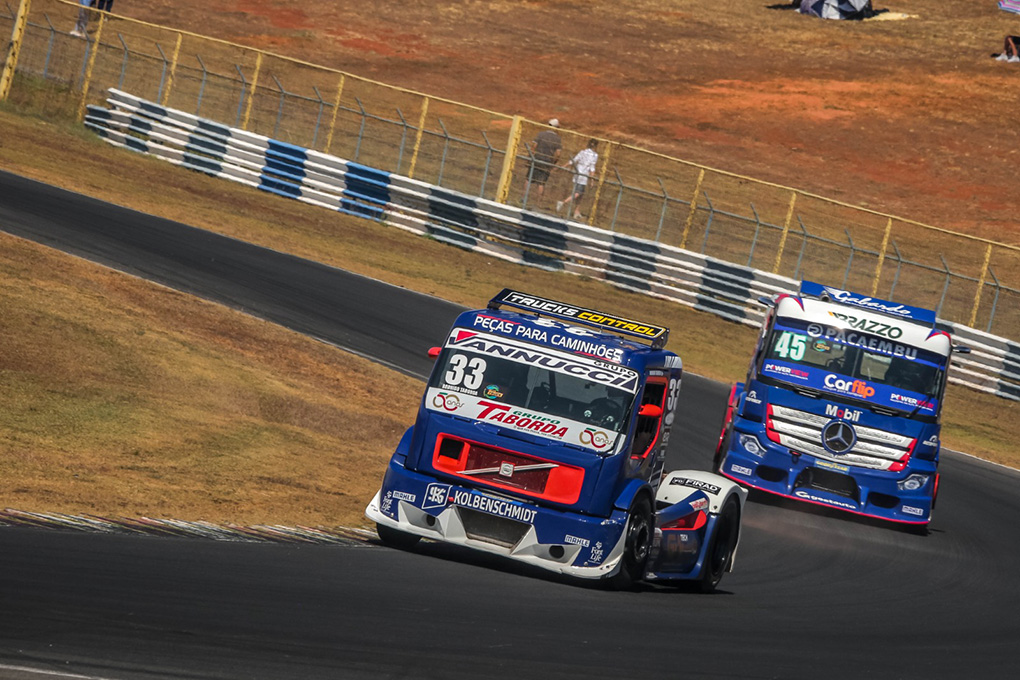 Rodrigo Taborda comemora pódio sem festa na Copa Truck em Goiânia