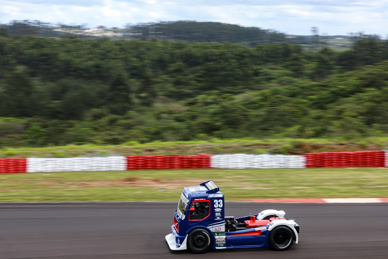 Amortecedor frustra expectativas de Taborda na Copa Truck no Tarumã