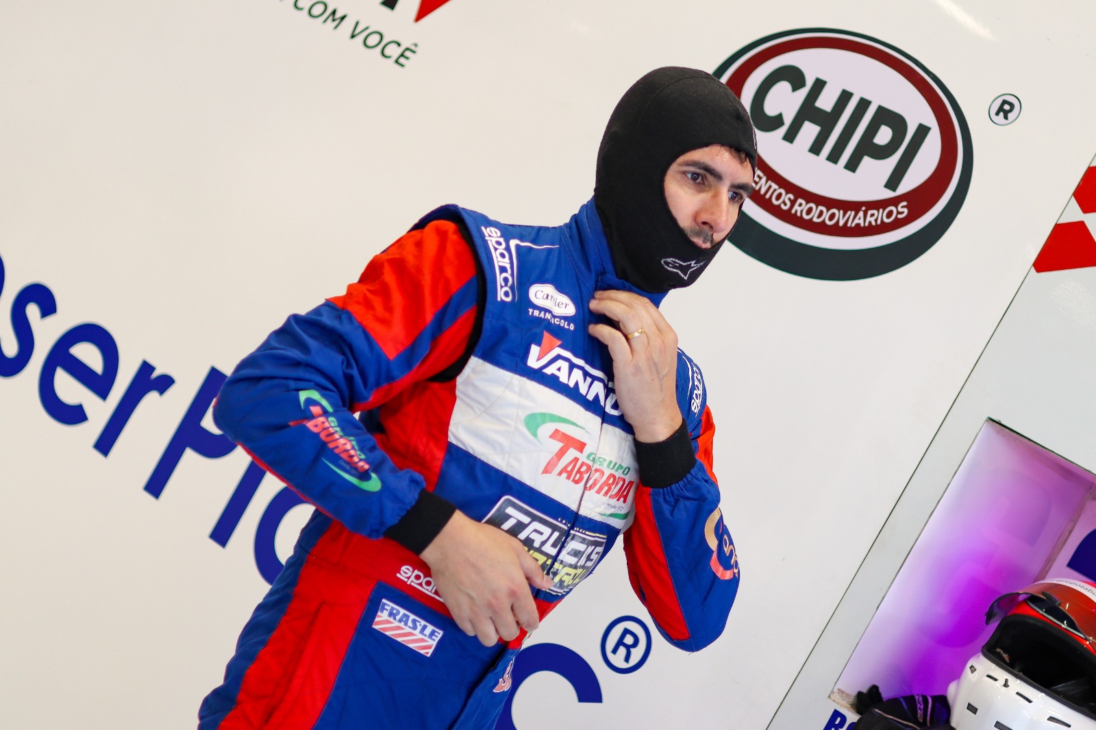 Toques tiram as chances de pódio de Taborda na final da Copa Truck