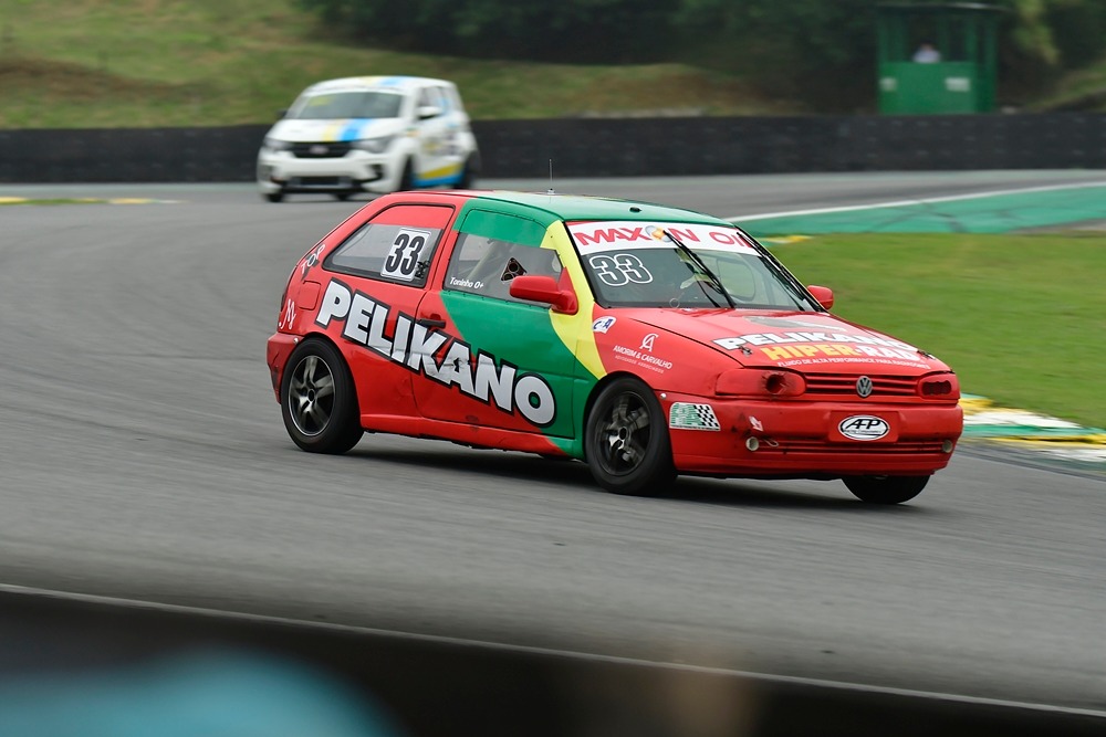 Pilotos da equipe Mig Motorsport têm fim de semana gratificante no Turismo Nacional